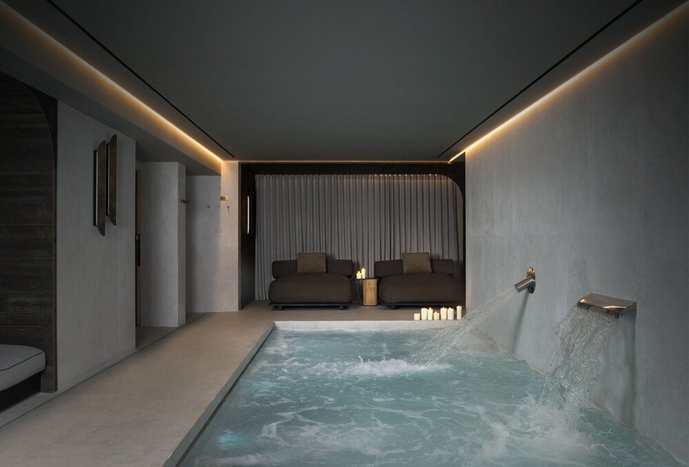 Treatment room in the hotel spa in Grau Roig