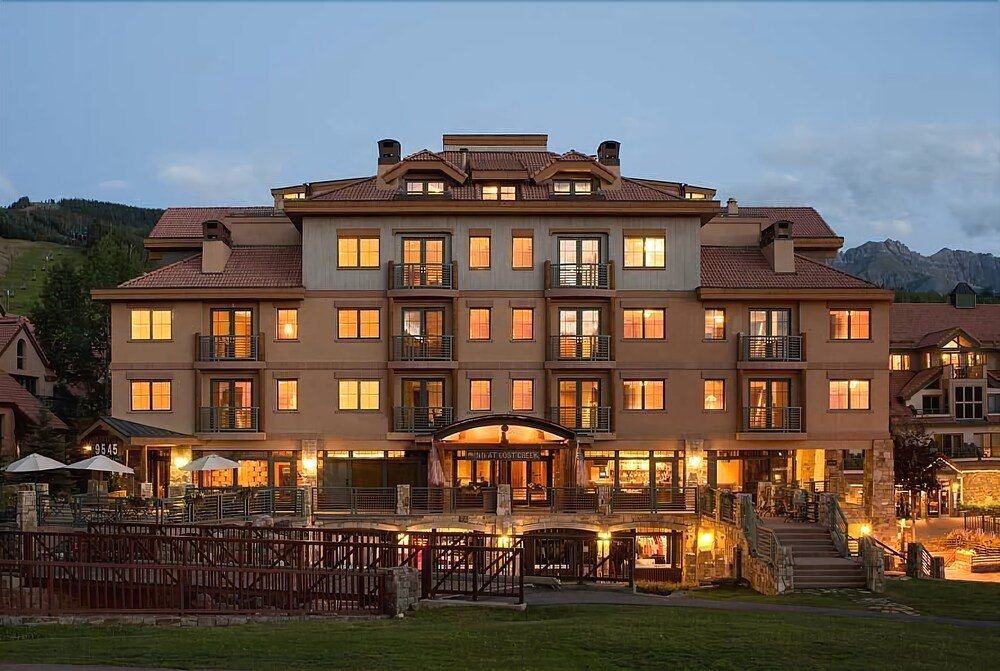 Multi-story Inn at Lost Creek building in Mountain Village