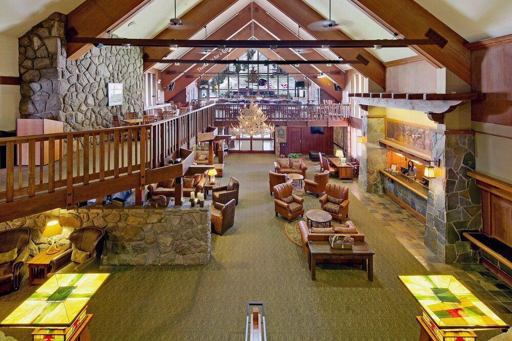 Lobby of Mammoth Mountain Inn in Mammoth Lakes