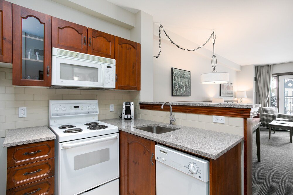 Cocina moderna en una suite de Tour des Voyageurs